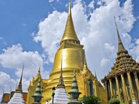 Wat-phra-keo-ou-temple-du-bouddha-d-emeraude
